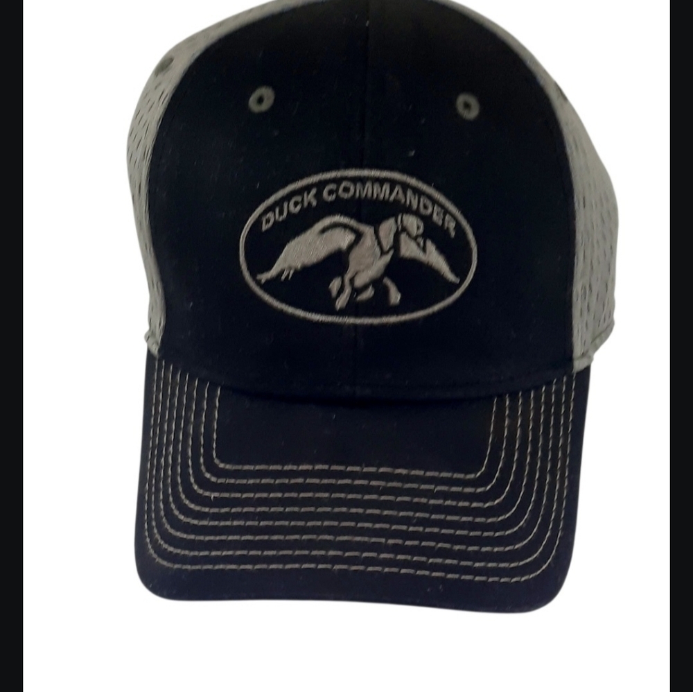 Duck Commander Embroidered Baseball Cap Hat Two Tone Grey The Game Hook & Loop